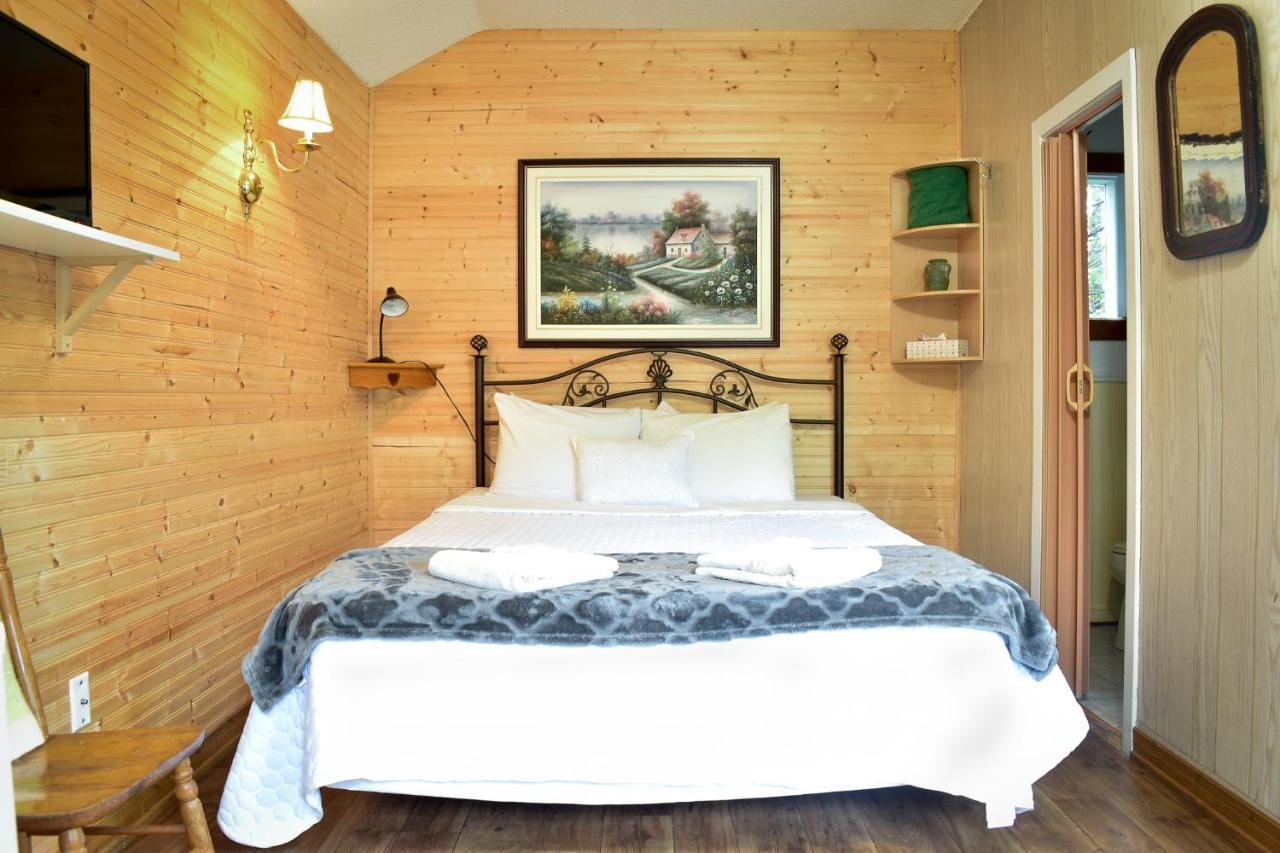 Complexe D'Hebergement La Maison Touristique Dugas Caraquet Kültér fotó