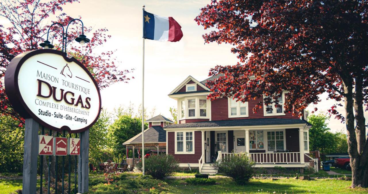 Complexe D'Hebergement La Maison Touristique Dugas Caraquet Kültér fotó